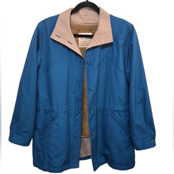 LONDON FOG Vintage Women's Blue Coat With Removable Tan Faux Fur Lining Size 8 - Picture 1 of 16